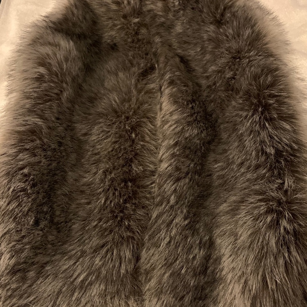 Faux fur scarf made by Halogen